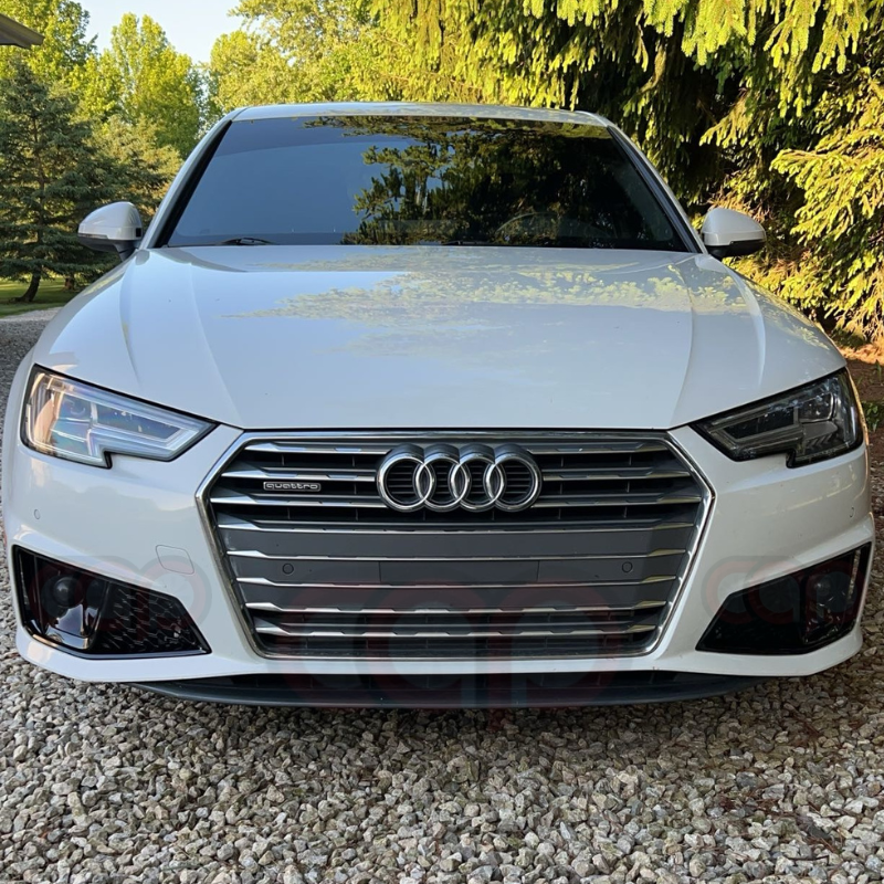 B9 RS4 RS Honeycomb Fog Grilles Gloss Black | Audi B9 A4 S-Line, S4 | Canadian Auto Performance