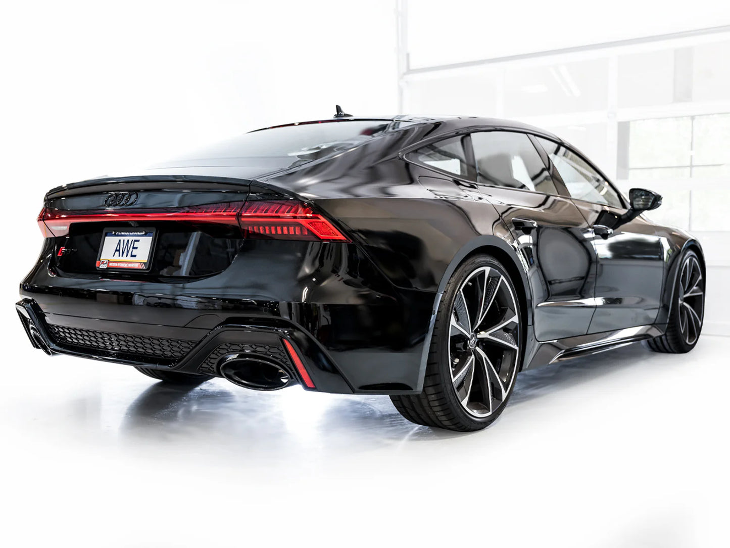 AWE Switchpath Exhaust for Audi C8 RS6 Avant & RS7