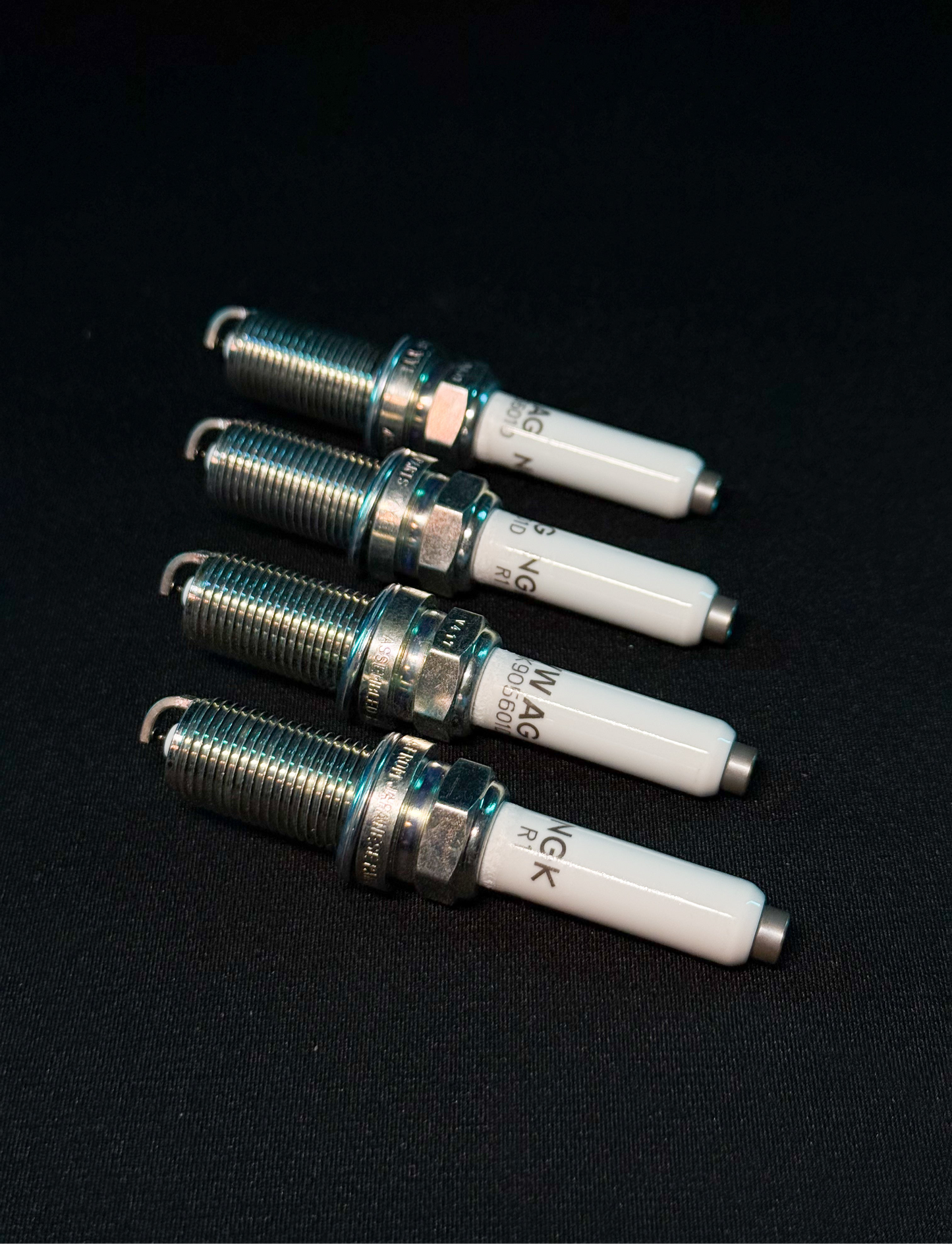 Genuine Volkswagen Spark Plugs for VW Alltrack/Beetle/Golf/GTI/Jetta/GLI/Passat/SportWagen