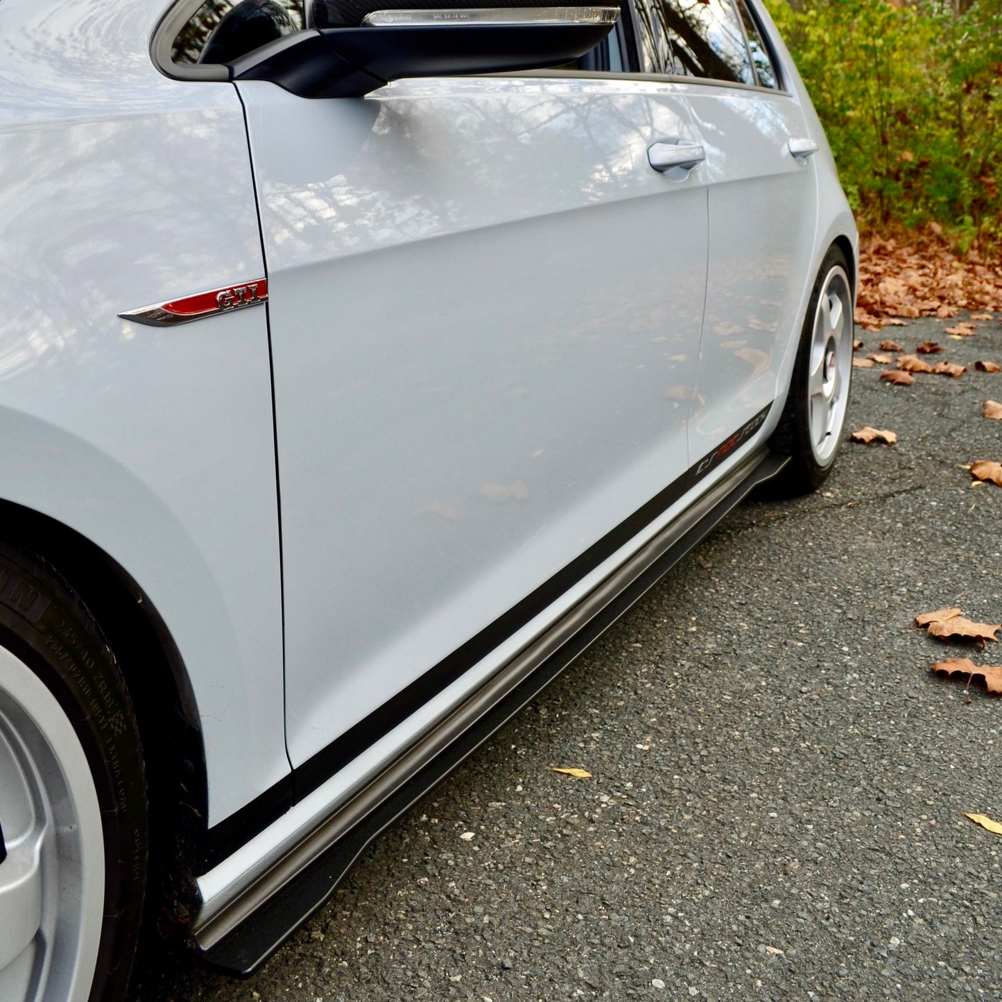 Side Skirt Extension for MK7 & 7.5 GTI (2015-2021)